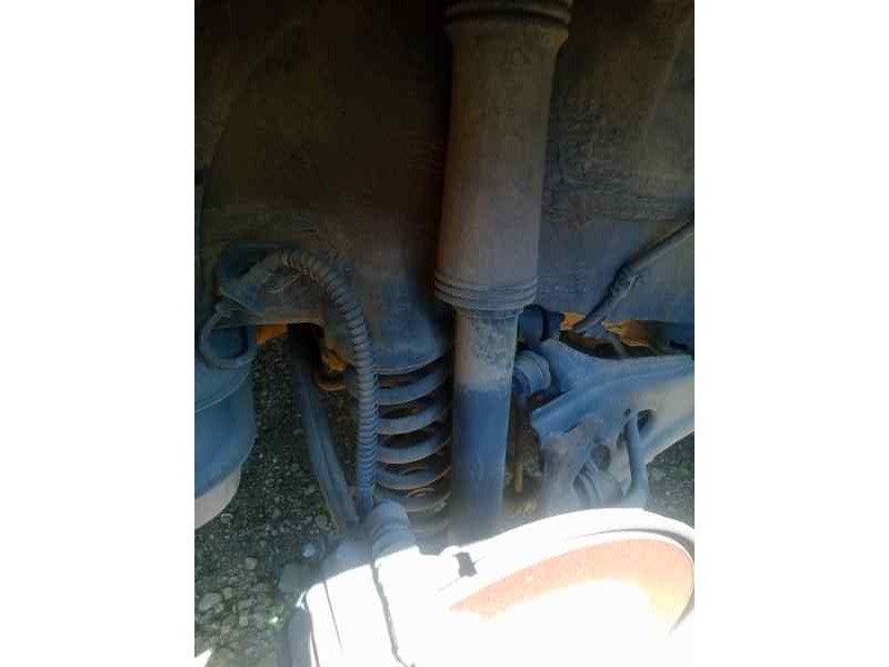 Recambio de amortiguador trasero derecho para kia carens (un) 2.0 crdi referencia OEM IAM   