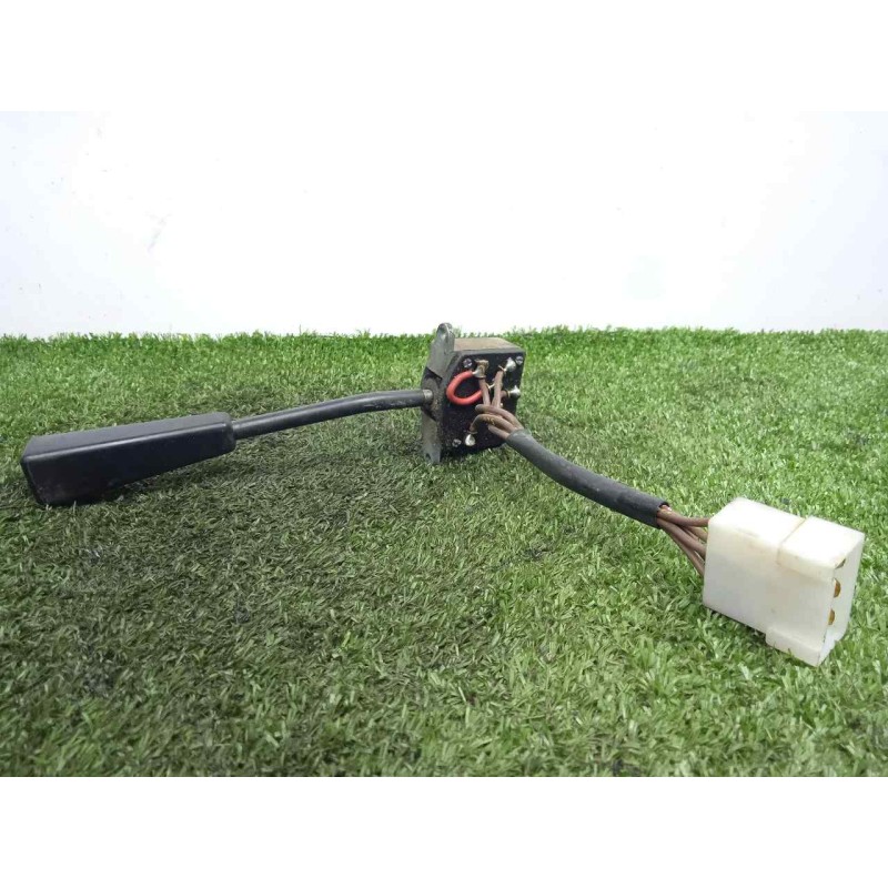 Recambio de mando limpia para nissan trade 2.8d referencia OEM IAM  5.PINES 