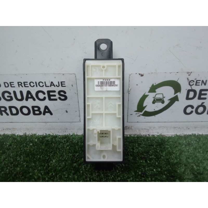 Recambio de mando multifuncion para peugeot 2008 (--.2013) 1.2 12v vti referencia OEM IAM 98097243XU 6.PINES 