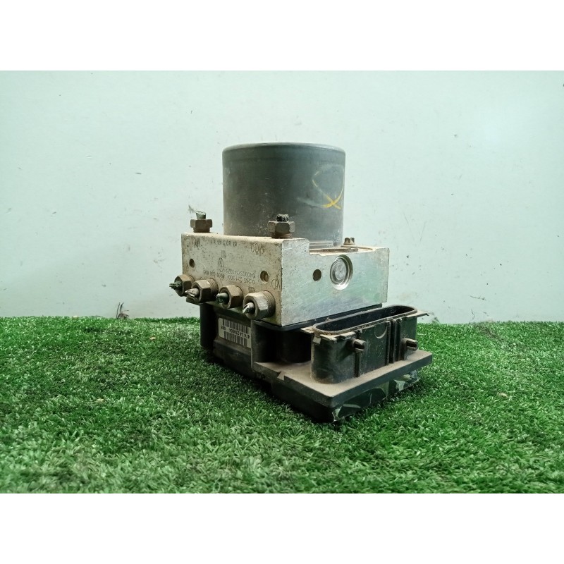 Recambio de abs para renault megane ii berlina 3p 1.5 dci diesel referencia OEM IAM 8200038695-0265800300  