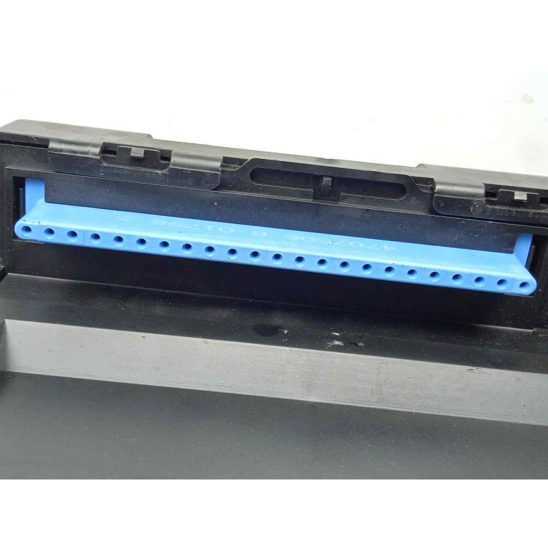 Recambio de caja reles / fusibles para chrysler voyager (gs) 2.5td referencia OEM IAM P04707996AE-4707996AE  