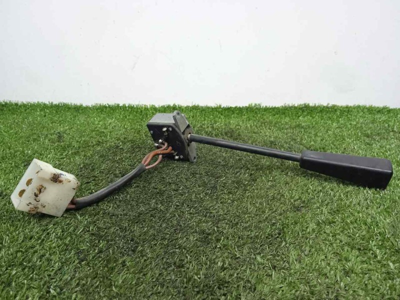 Recambio de mando luces para nissan trade 2.8d referencia OEM IAM  4.PINES 