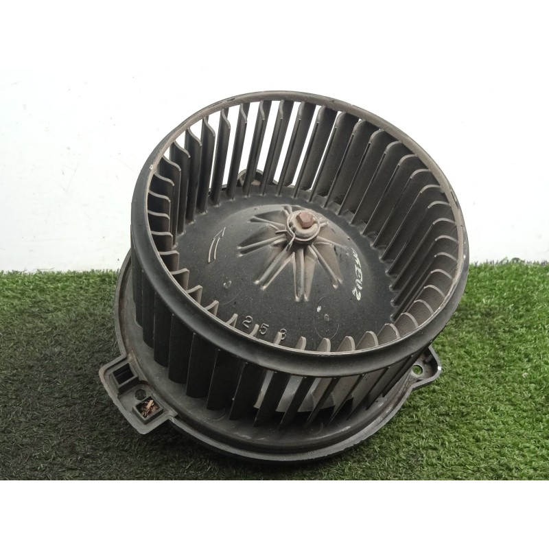 Recambio de motor calefaccion para ssangyong rodius 2.7 turbodiesel cat referencia OEM IAM 03361614101  Ø DIAMETRO: 150MM