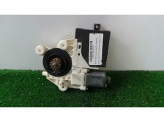 Recambio de motor elevalunas trasero derecho para ford focus sportbreak (cap) 2.0 tdci cat referencia OEM IAM 0130822218 5WK1157