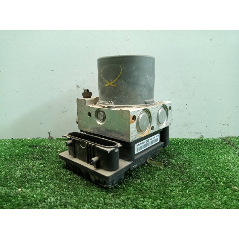 Recambio de abs para renault megane ii berlina 3p 1.5 dci diesel referencia OEM IAM 8200038695-0265800300  