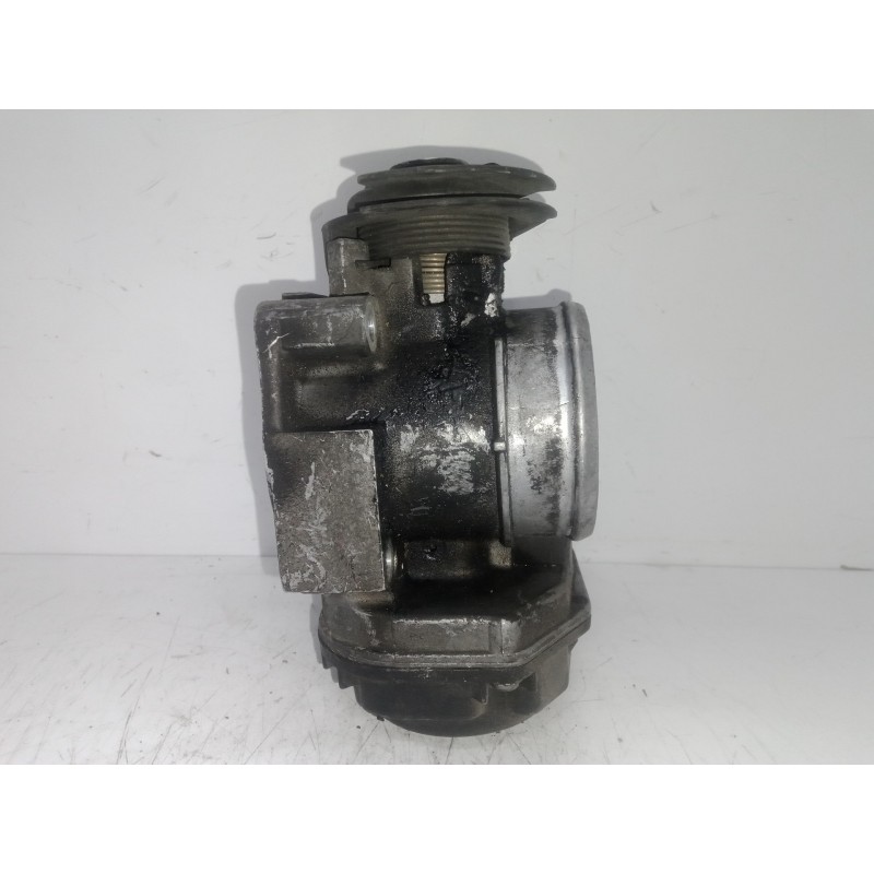 Recambio de caja mariposa para audi a4 berlina (b5) 1.8 20v turbo referencia OEM IAM 058133063M  