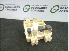 Recambio de caja reles / fusibles para hyundai elantra (xd) 1.6 16v cat referencia OEM IAM 911102D000-0102210836  
