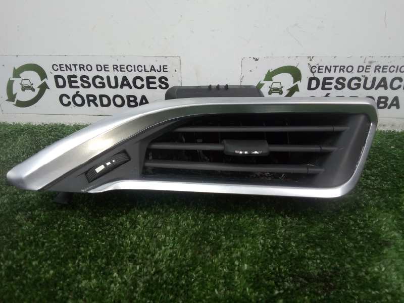 Recambio de rejilla salpicadero para peugeot 2008 (--.2013) 1.2 12v vti referencia OEM IAM 9673131677 DERECHO 