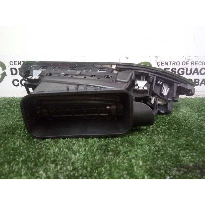 Recambio de rejilla salpicadero para peugeot 2008 (--.2013) 1.2 12v vti referencia OEM IAM 9673131677 DERECHO 