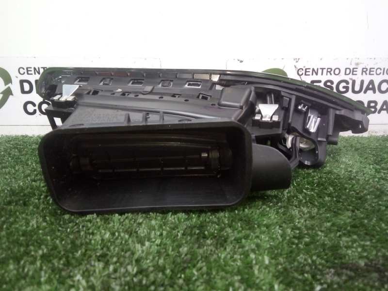 Recambio de rejilla salpicadero para peugeot 2008 (--.2013) 1.2 12v vti referencia OEM IAM 9673131677 DERECHO 