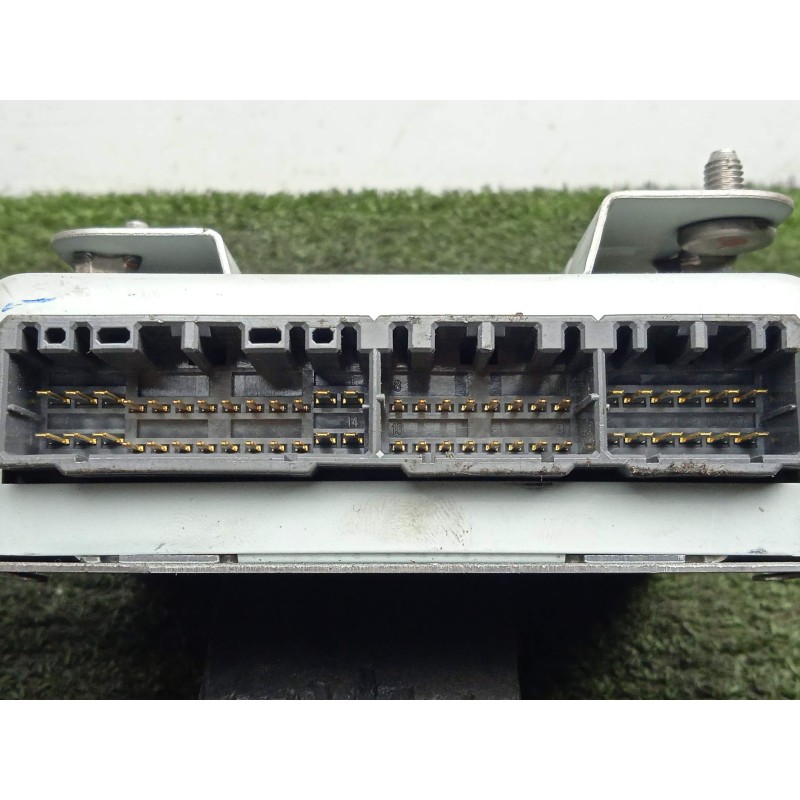 Recambio de centralita check control para ssangyong rodius 2.7 turbodiesel cat referencia OEM IAM 8716121100  