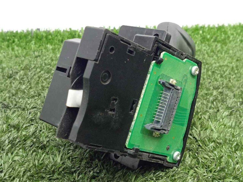 Recambio de mando luces para ford focus lim. 1.5 tdci cat referencia OEM IAM AV6T13335AE  