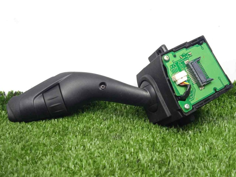 Recambio de mando limpia para ford focus lim. 1.5 tdci cat referencia OEM IAM F1ET17A553BA  