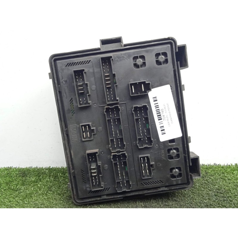 Recambio de caja reles / fusibles para ssangyong rodius 2.7 turbodiesel cat referencia OEM IAM A100DSL-05D20N  