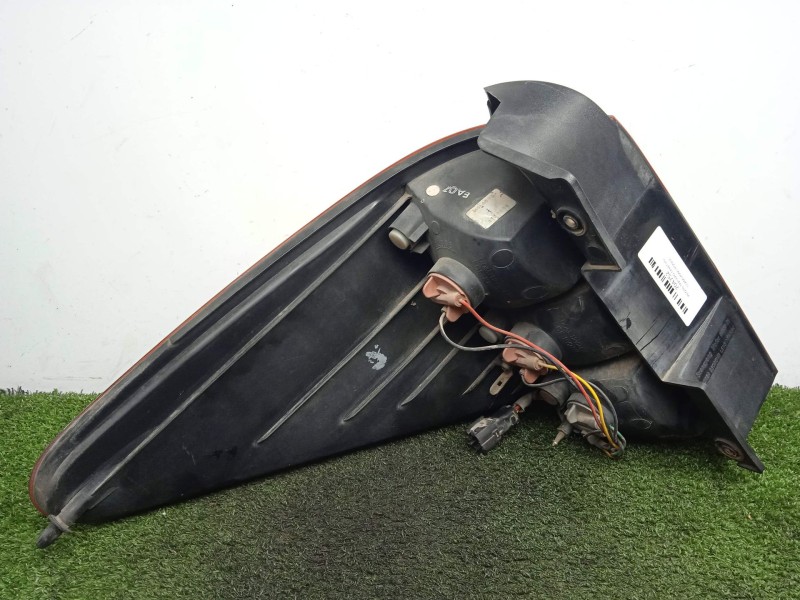 Recambio de piloto trasero derecho para ssangyong rodius 2.7 turbodiesel cat referencia OEM IAM SINREFERENCIA BLANCO EXTERIOR