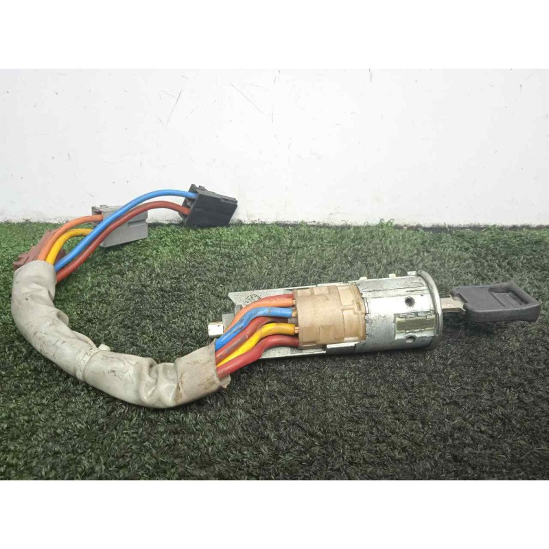 Recambio de conmutador de arranque para peugeot 405 berlina 1.9 diesel referencia OEM IAM  2.ENCHUFES 