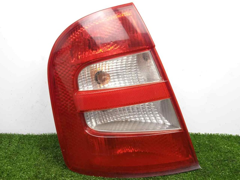 Recambio de piloto trasero izquierdo para skoda fabia (6y2/6y3) 1.4 referencia OEM IAM 6Y6945095B 99-04 