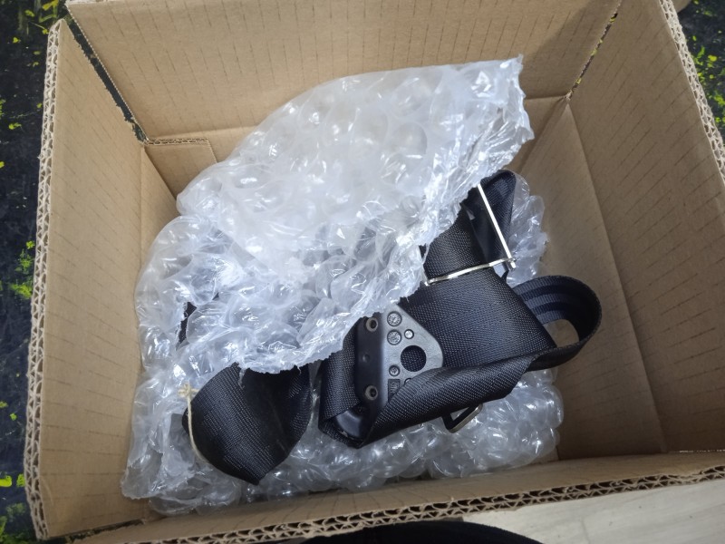 Recambio de cinturon seguridad trasero derecho para peugeot 2008 (--.2013) 1.2 12v vti referencia OEM IAM 96781656XY  