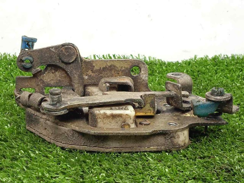 Recambio de cerradura puerta delantera derecha para tata telco sport 2.0 diesel referencia OEM IAM SINREFERENCIA  