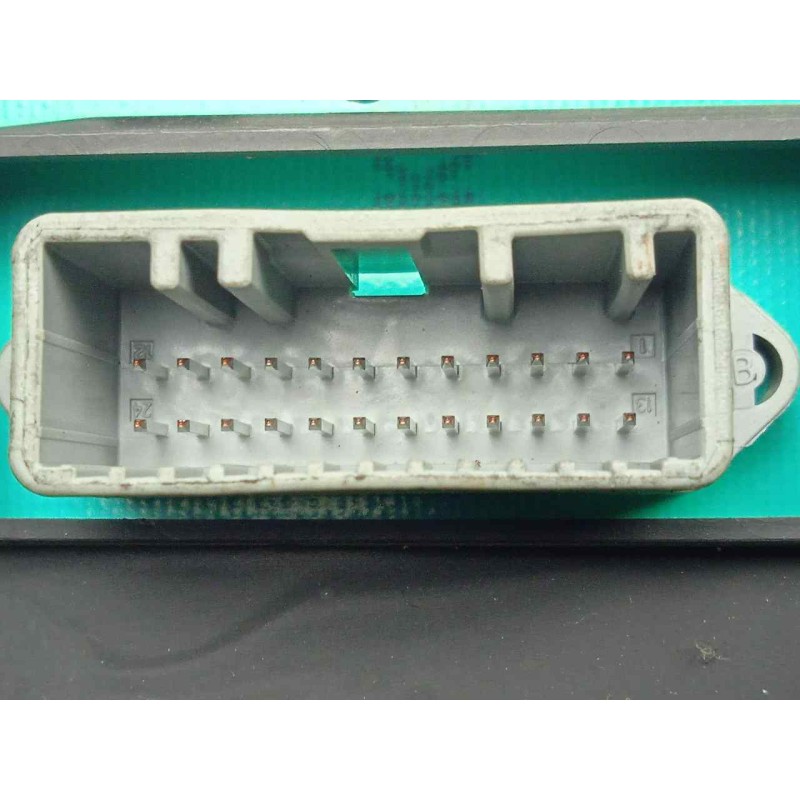 Recambio de cuadro instrumentos para dacia duster 1.6 16v cat referencia OEM IAM 248100026R-21677499-216774992  