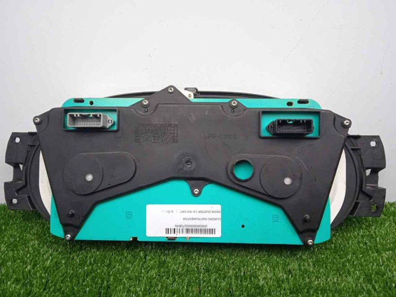 Recambio de cuadro instrumentos para dacia duster 1.6 16v cat referencia OEM IAM 248100026R-21677499-216774992  