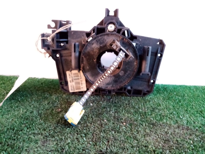 Recambio de anillo airbag para dacia duster 1.6 16v cat referencia OEM IAM 8200792584  