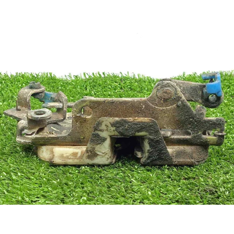 Recambio de cerradura puerta delantera derecha para tata telco sport 2.0 diesel referencia OEM IAM SINREFERENCIA  