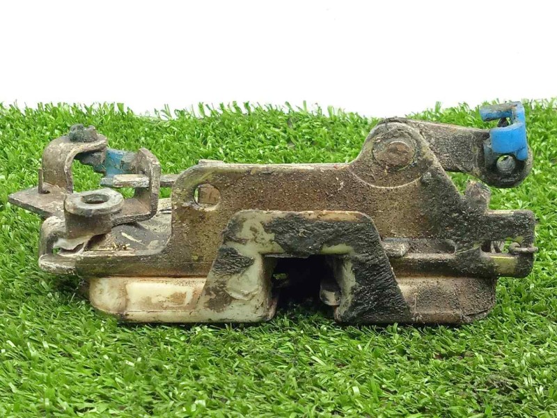 Recambio de cerradura puerta delantera derecha para tata telco sport 2.0 diesel referencia OEM IAM SINREFERENCIA  