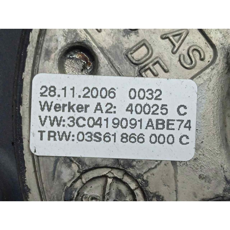 Recambio de volante para volkswagen passat berlina (3c2) 2.0 tdi referencia OEM IAM 3C0419091A CUERO LEVE.DESGASTE