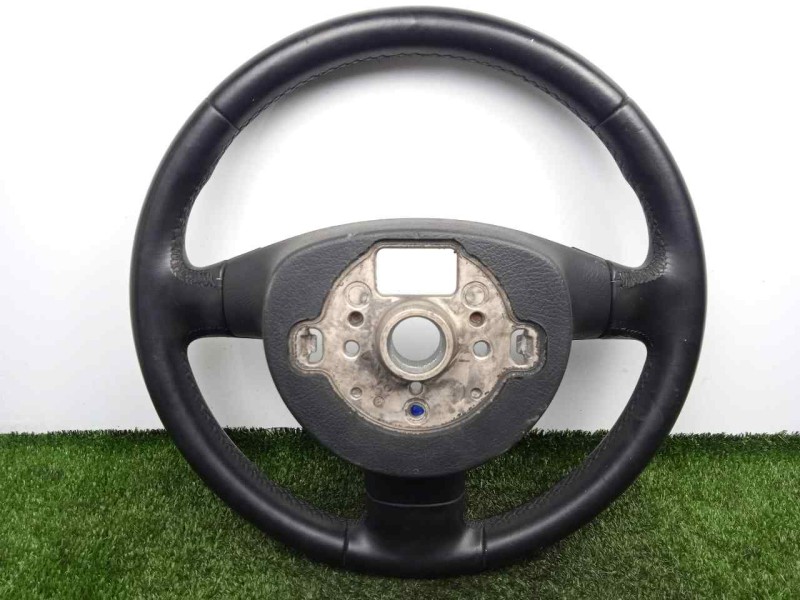 Recambio de volante para volkswagen passat berlina (3c2) 2.0 tdi referencia OEM IAM 3C0419091A CUERO LEVE.DESGASTE