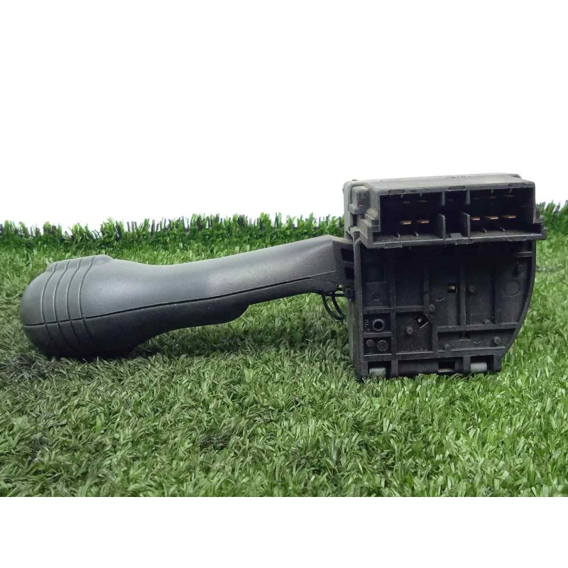 Recambio de mando limpia para renault twingo (co6) 1.2 referencia OEM IAM 7700832722 12.PIN LIMPIA TRASERO