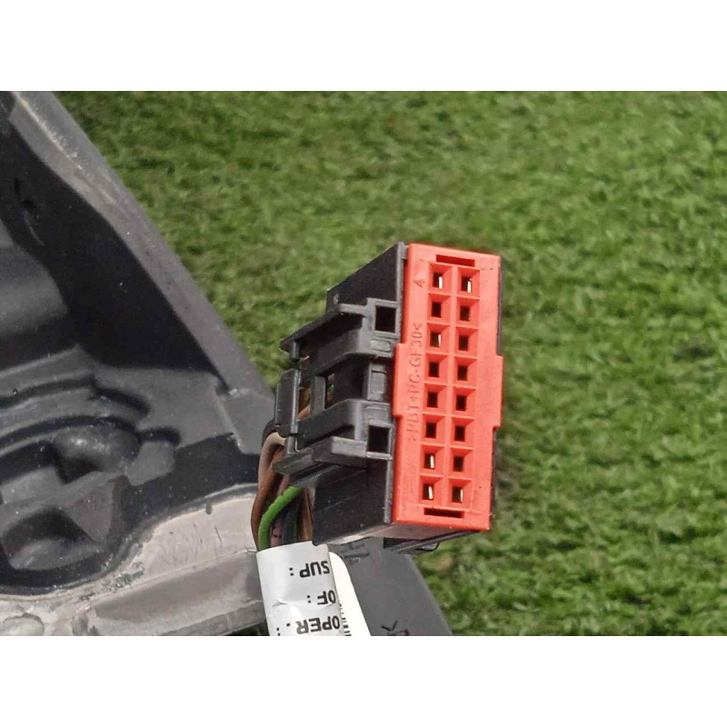 Recambio de volante para ford kuga (cbs) 1.5 ecoboost cat referencia OEM IAM AM513600BH3ZHE-BK2T9E740AB CUERO.NEGRO 