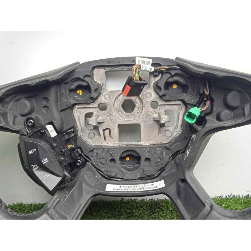 Recambio de volante para ford kuga (cbs) 1.5 ecoboost cat referencia OEM IAM AM513600BH3ZHE-BK2T9E740AB CUERO.NEGRO 