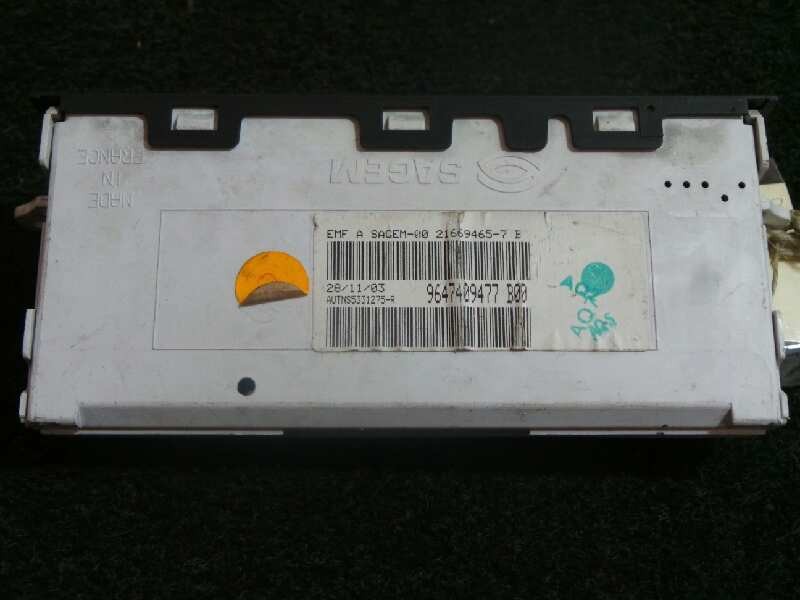 Recambio de pantalla multifuncion para citroën c2 1.1 referencia OEM IAM 9647409477  