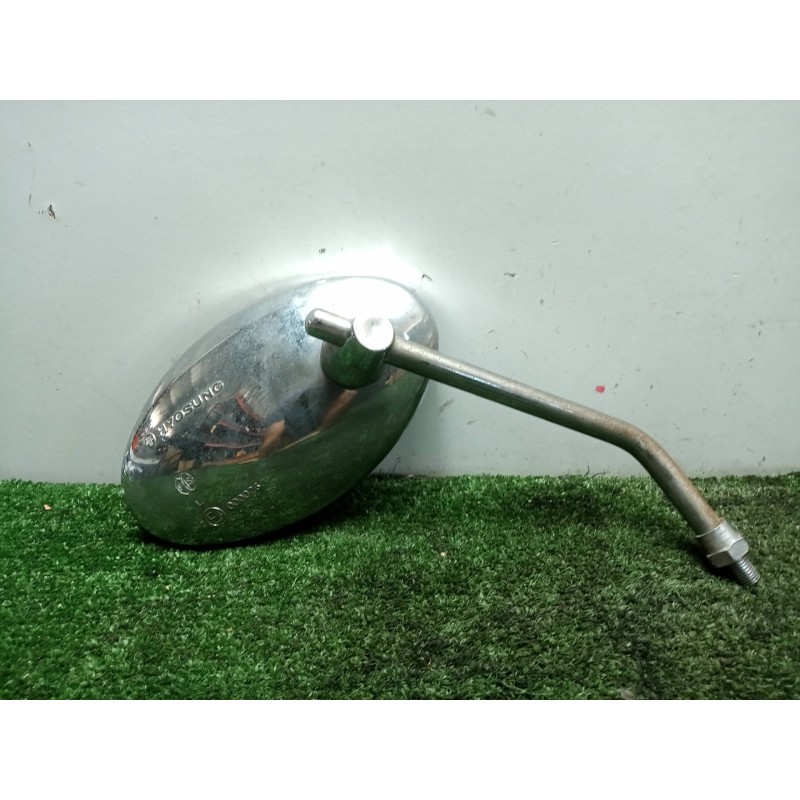 Recambio de retrovisor derecho para hyosung aquila referencia OEM IAM 56500HG5150  CROMADO