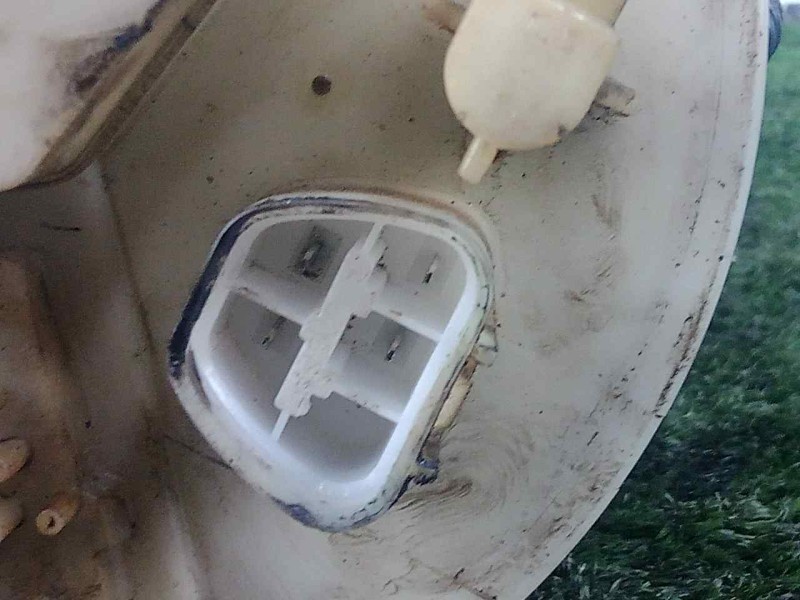 Recambio de aforador para peugeot 107 1.0 cat (384f) referencia OEM IAM 1525GE CON.BOMBA 