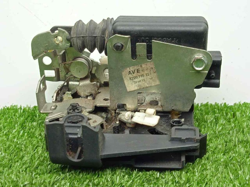 Recambio de cerradura puerta delantera derecha para dacia duster 1.6 16v cat referencia OEM IAM 8200735221 2.PINES 