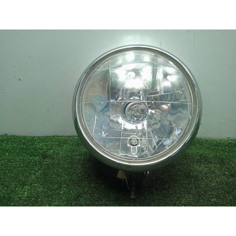 Recambio de faro central para hyosung aquila referencia OEM IAM 35100HM8162  