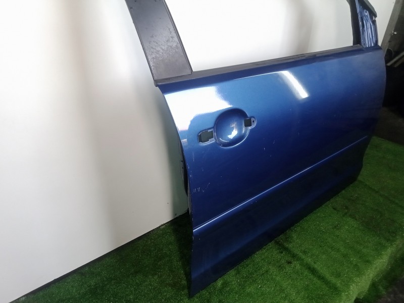 Recambio de puerta delantera derecha para volkswagen polo (9n3) 1.4 16v referencia OEM IAM  5.PUERTAS AZUL