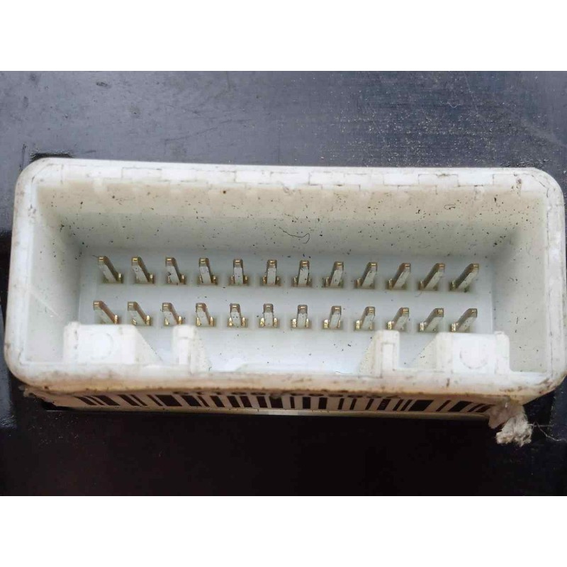 Recambio de pantalla multifuncion para ssangyong rexton referencia OEM IAM 8570008B40  