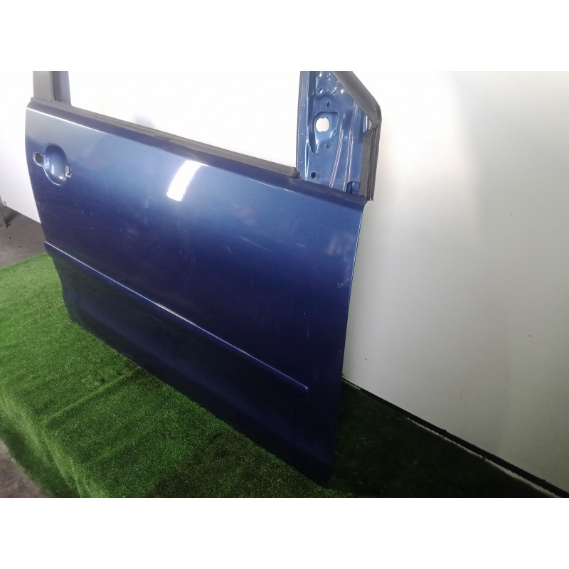 Recambio de puerta delantera derecha para volkswagen polo (9n3) 1.4 16v referencia OEM IAM  5.PUERTAS AZUL
