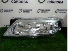 Recambio de faro izquierdo para renault laguna ii grandtour (kg0) referencia OEM IAM 11804701 01-05 SIN USAR