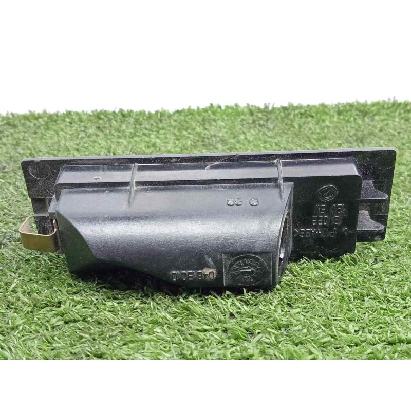 Recambio de piloto matricula para iveco daily furgón 2.3 diesel cat referencia OEM IAM 5801610795  