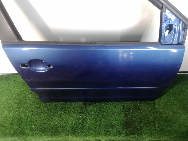 Recambio de puerta delantera derecha para volkswagen polo (9n3) 1.4 16v referencia OEM IAM  5.PUERTAS AZUL