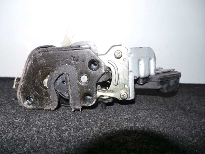 Recambio de cerradura puerta trasera derecha para hyundai santa fe (sm) 2.4 cat referencia OEM IAM  ELECTRICA 