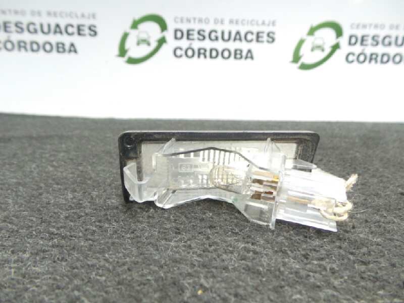 Recambio de piloto matricula para renault scenic iii 1.5 dci diesel fap referencia OEM IAM 8200013577G  