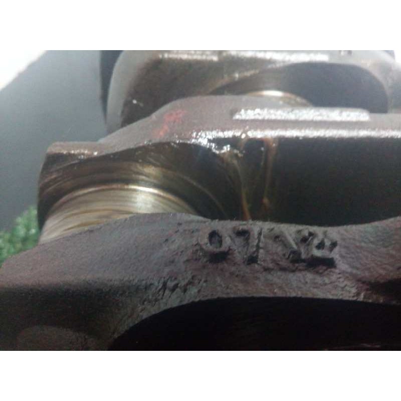 Recambio de cigueñal para renault megane ii berlina 5p 2.0 referencia OEM IAM 0712 115 16