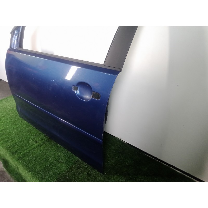 Recambio de puerta delantera izquierda para volkswagen polo (9n3) 1.4 16v referencia OEM IAM  5.PUERTAS AZUL