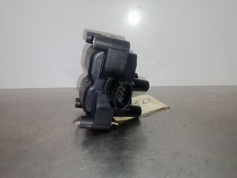 Recambio de bobina encendido para ford focus berlina (cak) 1.6 16v cat referencia OEM IAM 0221503490  