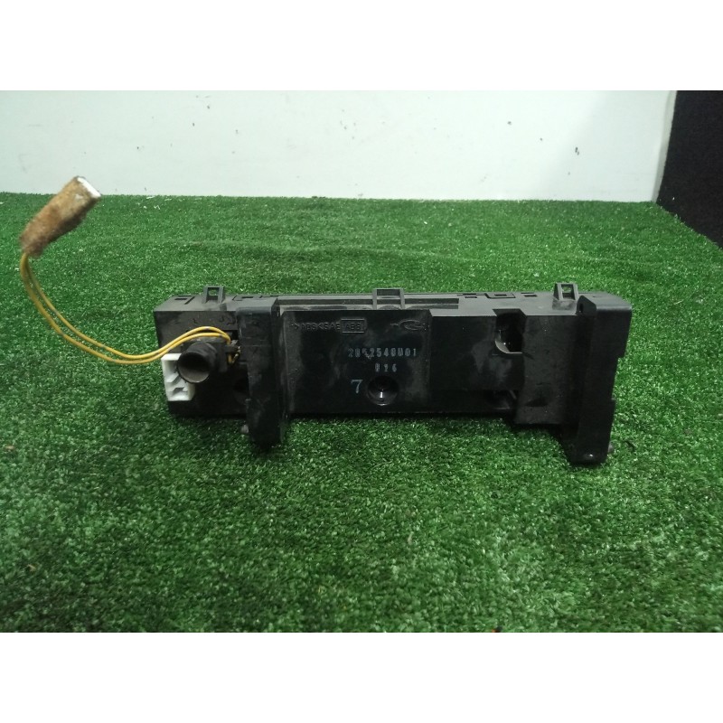 Recambio de mando climatizador para nissan maxima qx (a32) 2.0 v6 24v cat referencia OEM IAM 2852540U01  